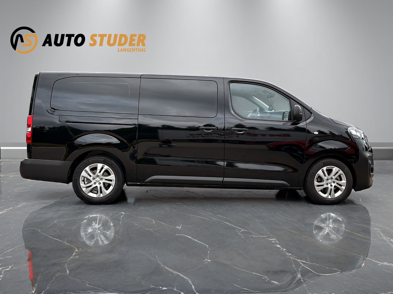 Vivaro Combi